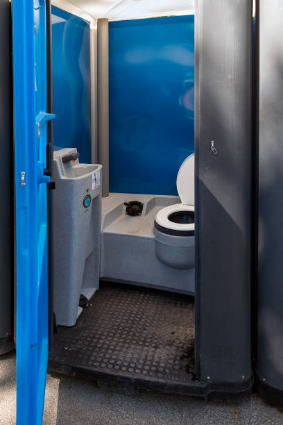 Porta potty delivery and setup in Trevose, PA